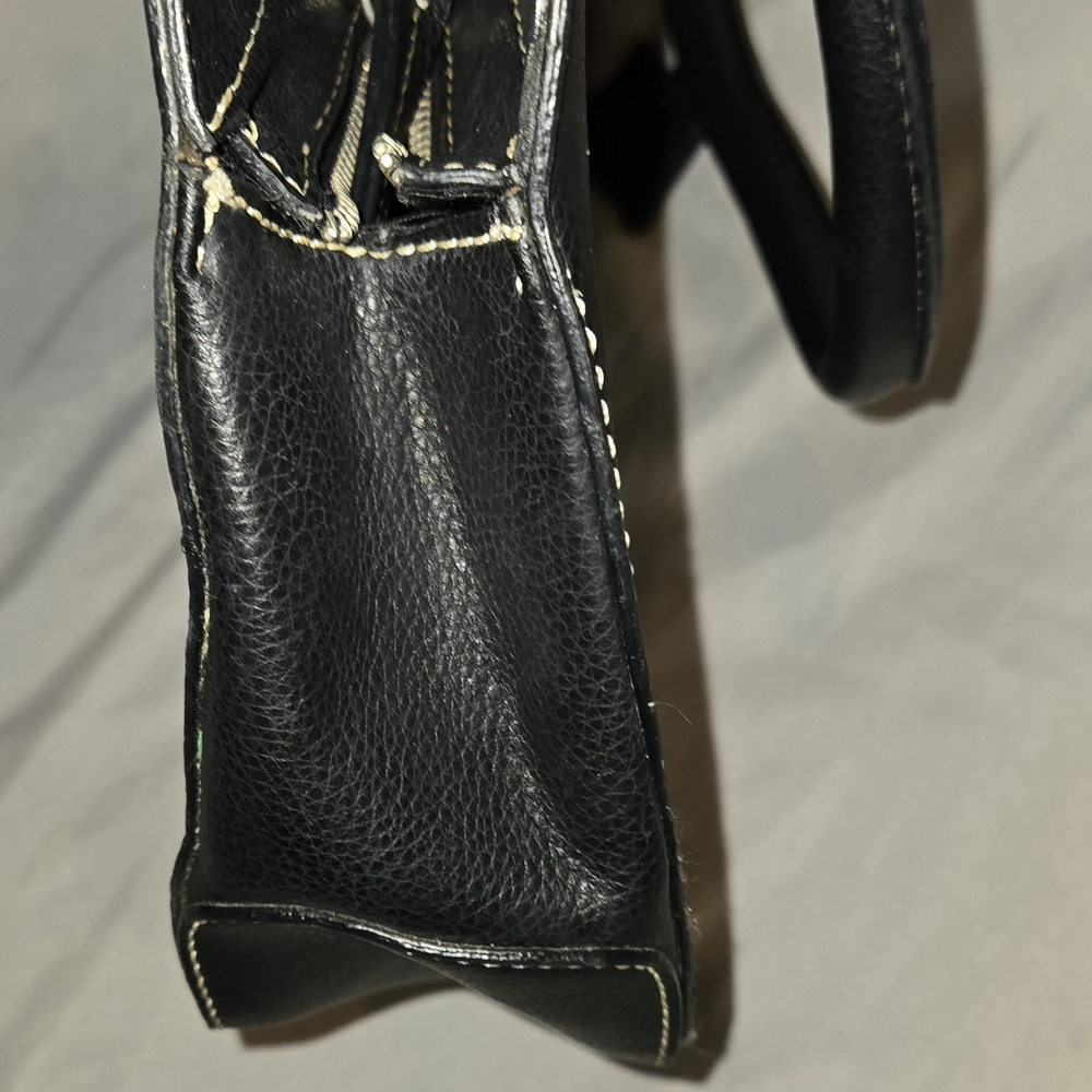 Classic Black Faux Leather Tote Bag - Unbranded - Picture 5 of 9